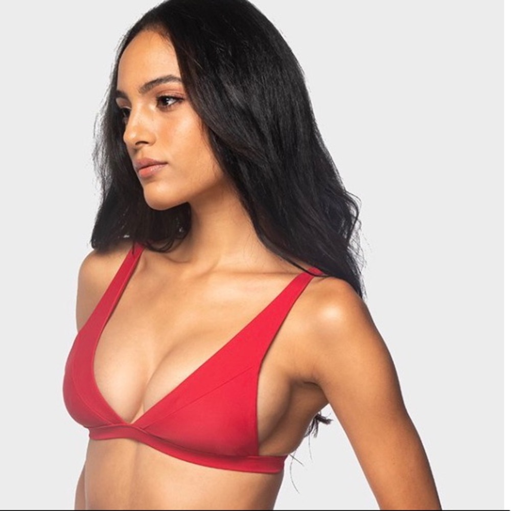 Blackbough Swim top